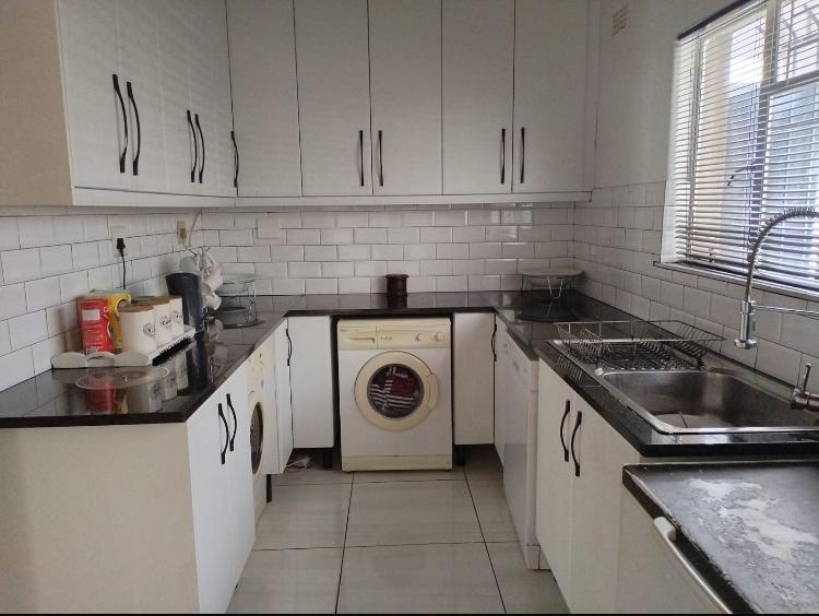 3 Bedroom Property for Sale in Chrismar Western Cape